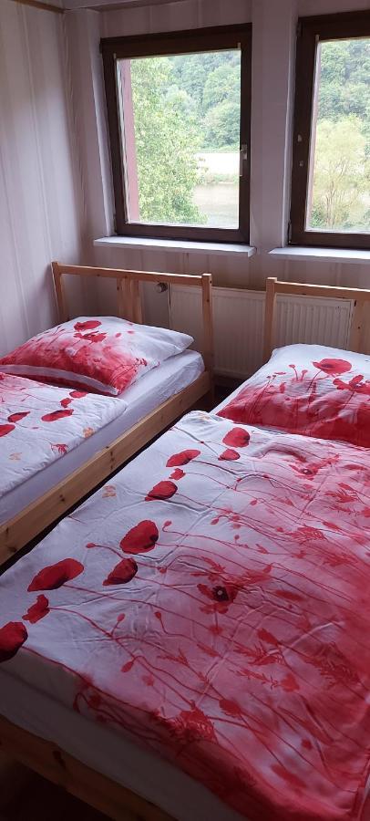 Ferienhaus Kastanienblick Moselkern Bagian luar foto